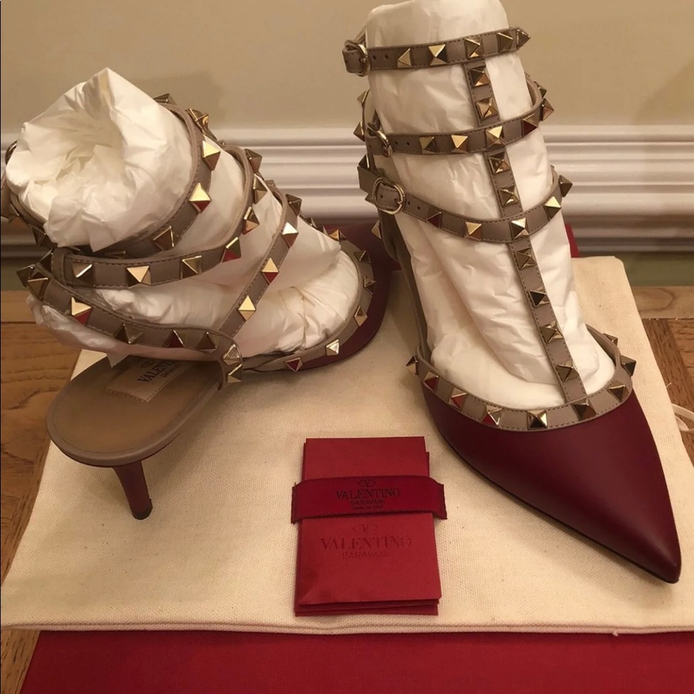 โค๏ธNew Valentino never been useโค๏ธ - Picture 2 of 6